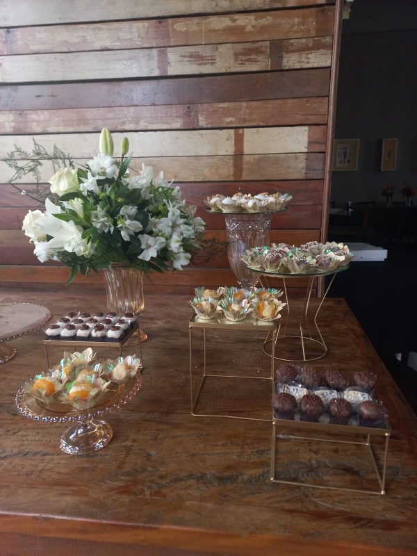 minicasamento_mesa-de-doces-ambar-e-dourado